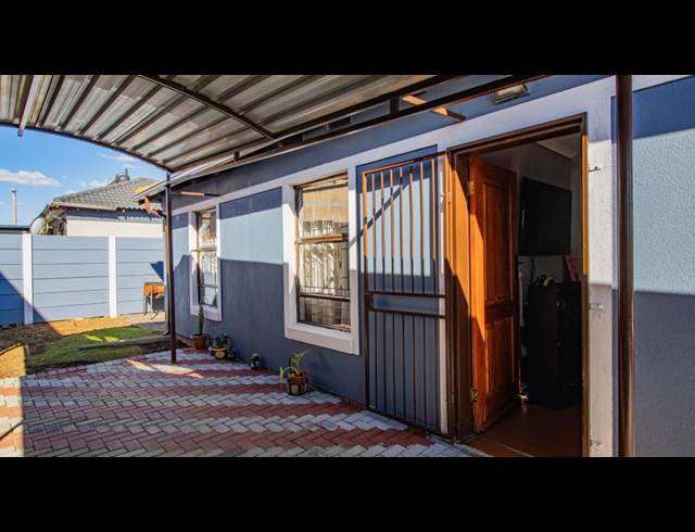 3 BEDROOM HOUSE FOR SALE IN LEOPARD'S REST SECURITY ESTATE